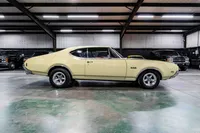 1968-Oldsmobile-442-Saffron AYellow-344878M274801A-38.jpg